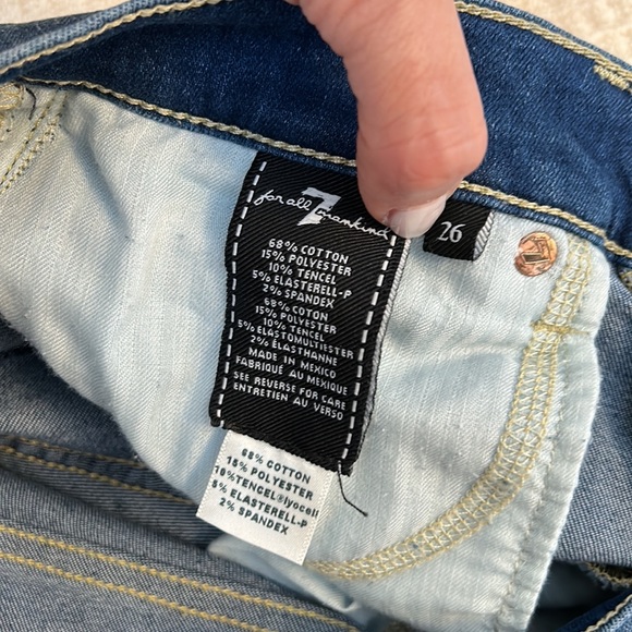 7 for All Mankind Josefina skinny boyfriend. Size 26. - Picture 7 of 13